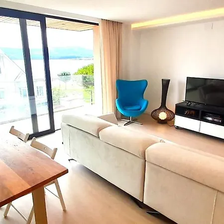 Apartamento Deluxe Vistas Al Mar Con Terraza Foz Exterior photo