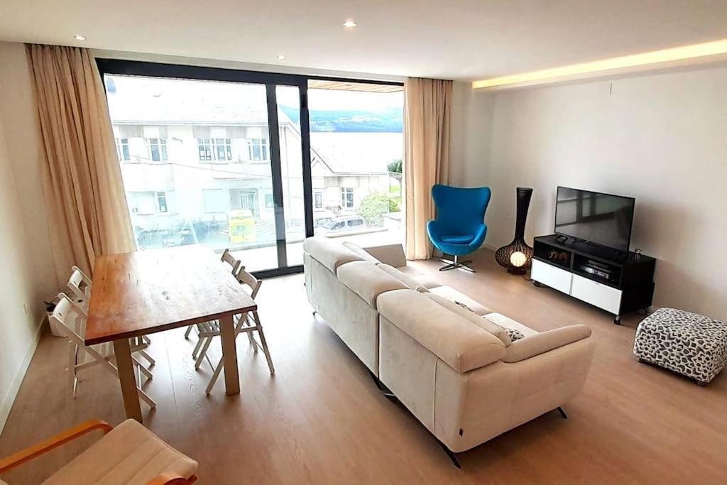 Deluxe Vistas Al Mar Con Terraza Apartment